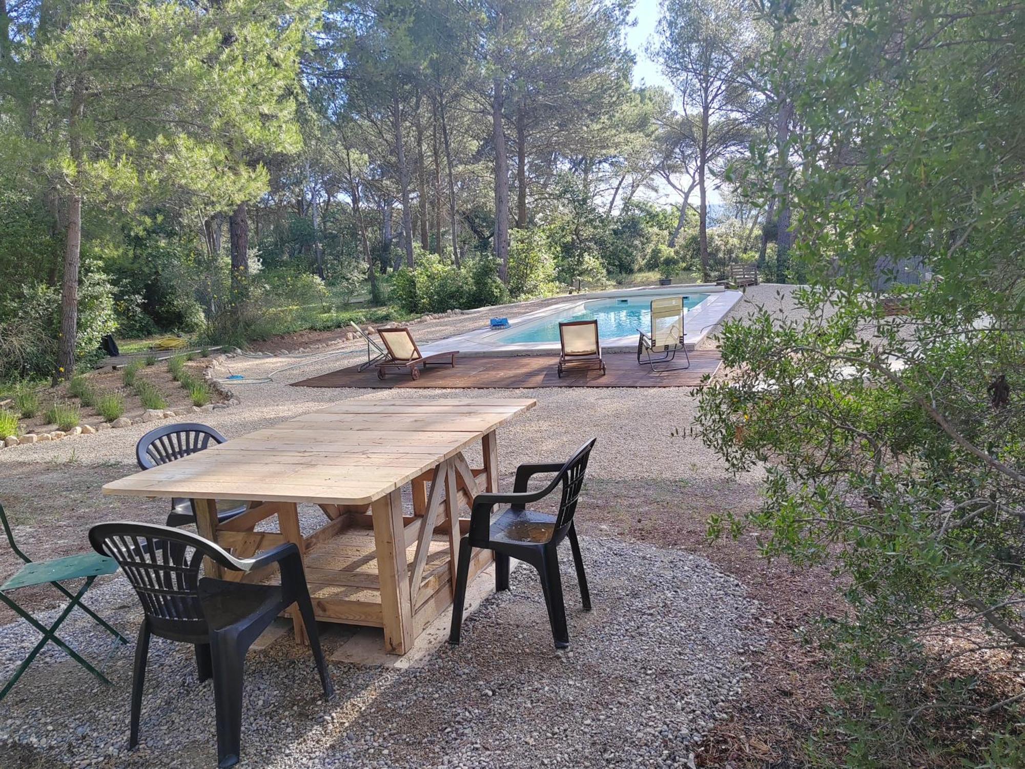 Le Clos Zinou Lambesc Esterno foto