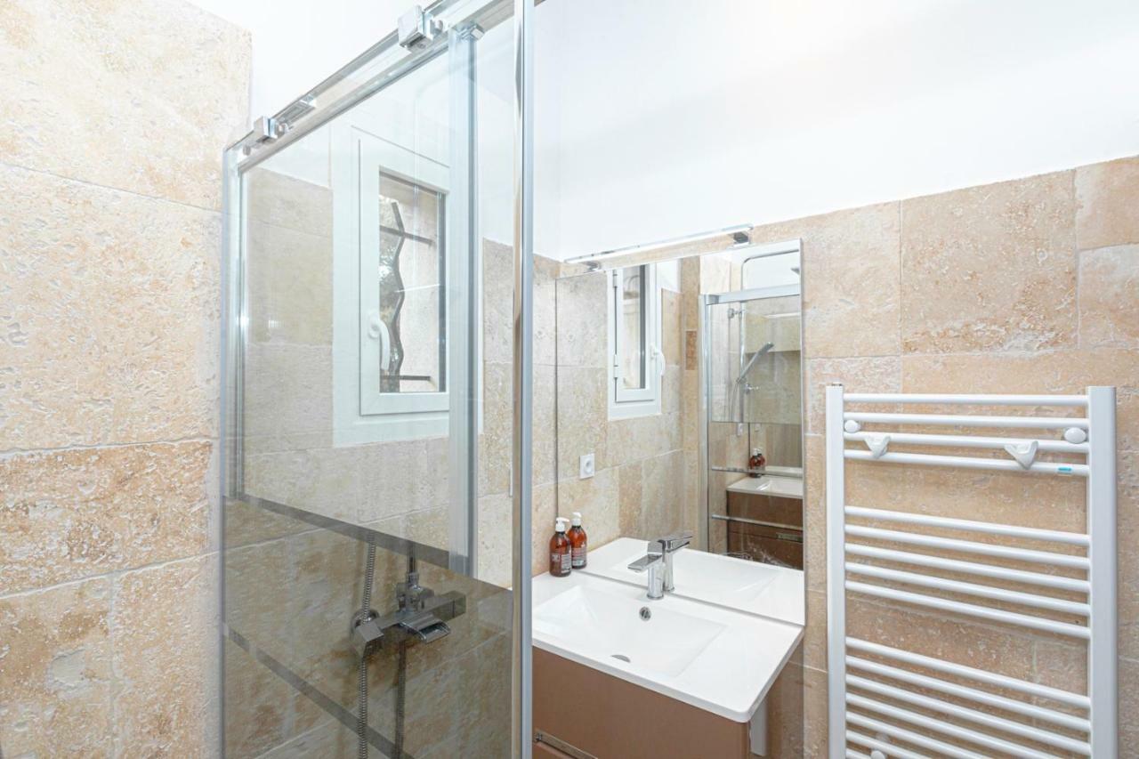 Le Clos Zinou Lambesc Esterno foto